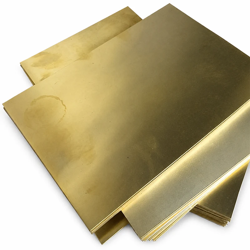 Pannelli decorativi in ​​ottone su larga scala